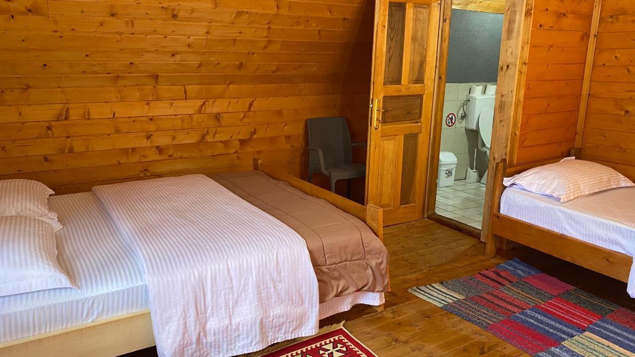 Bujtina Leke Gerla Hotel Theth Exterior photo